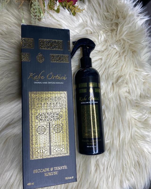 Kabe Motifli Pleksi Kutulu Kur´an-ı Kerim ve Kabe Kokusu